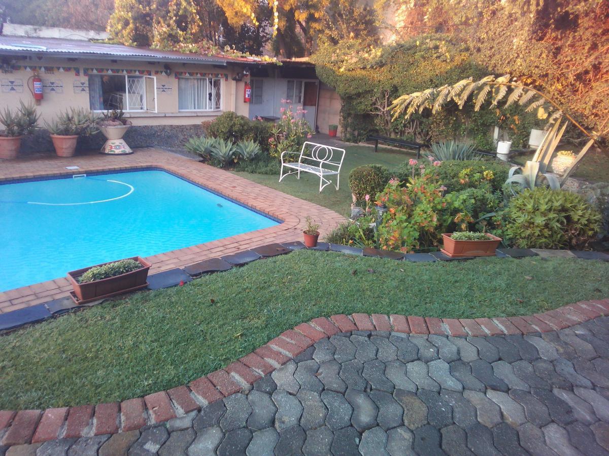 Accoustix Backpackers Hostel Johannesburg Buitenkant foto